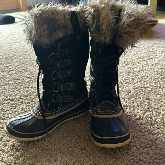 Sorel Joan of Artic Insulated Waterproof Suede Faux Fur Boots Size 7 - Picture 1 of 6
